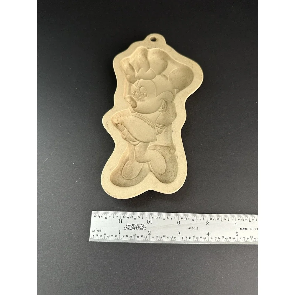 DISNEY Minnie Mouse Stoneware Cookie Mold Baking Mold